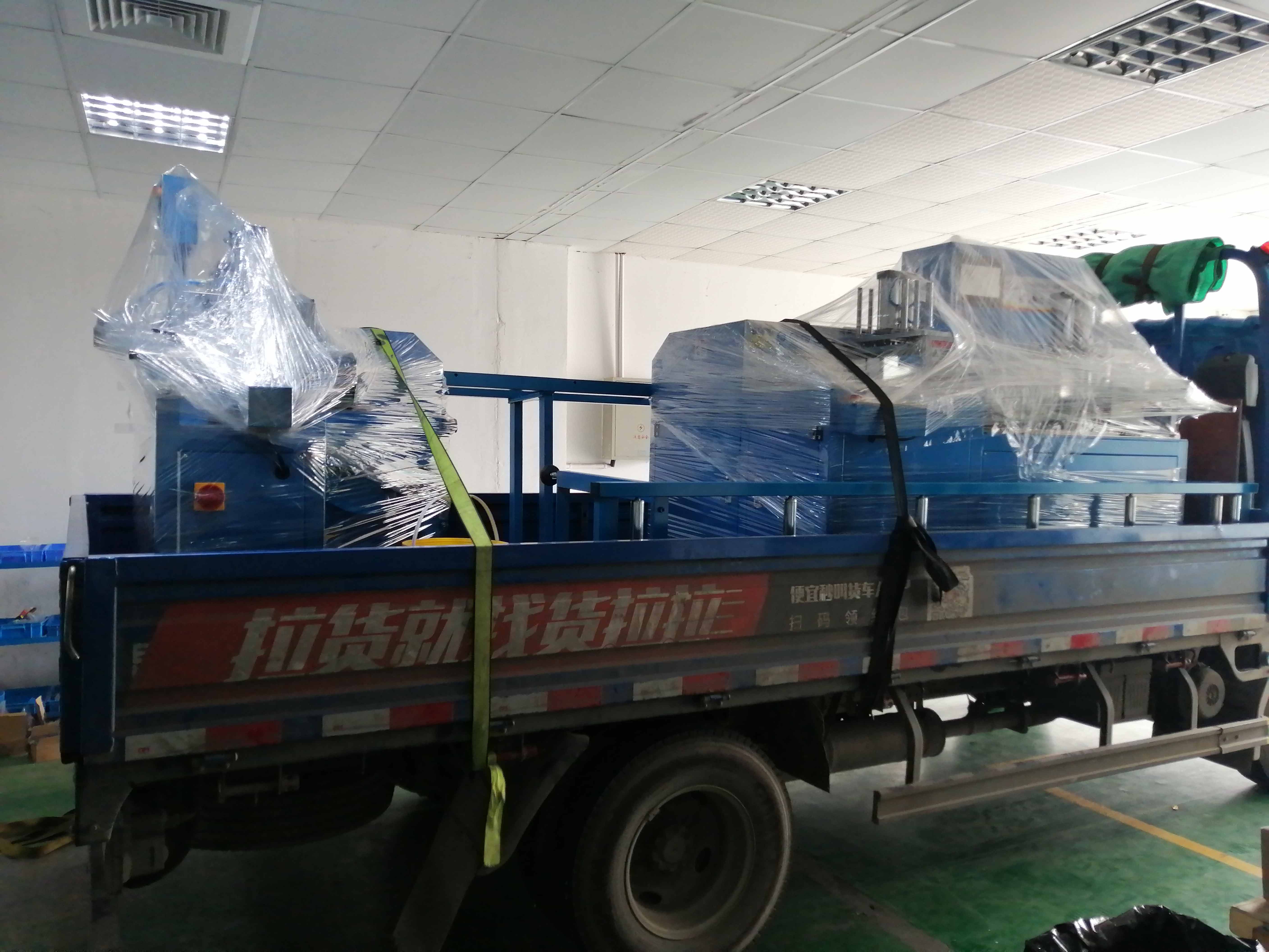 全自動鋸鋁機出庫圖